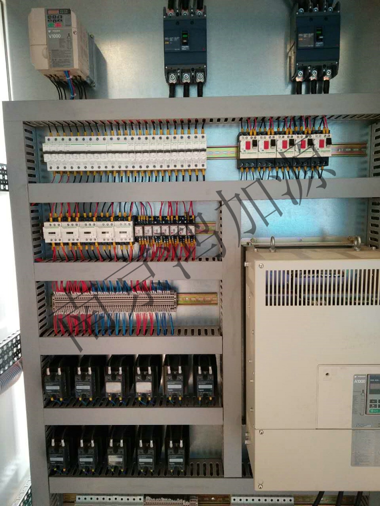 電柜